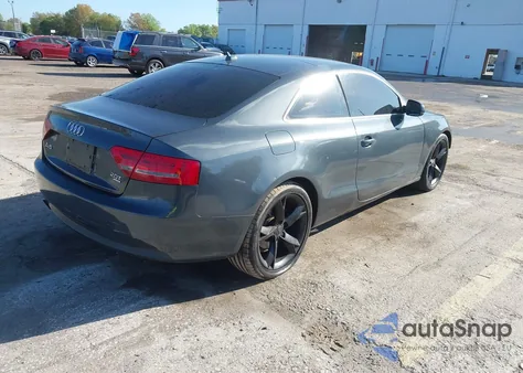 2011 Audi A5 2.0T Premium из США, поврежденный, VIN WAULFAFR1BA043859
